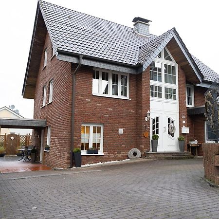Ferienwohnung Menden Bagian luar foto